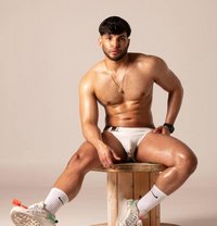 Paul - Male escort in Dubai