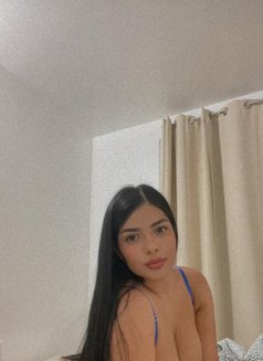 Paula - escort in Dubai Photo 1 of 5