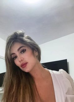 Paula - companion in Dubai Photo 4 of 5