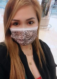 Paula - puta in Dubai Photo 7 of 9