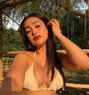 Paula, escort masseuse in one - puta in Makati City Photo 8 of 30
