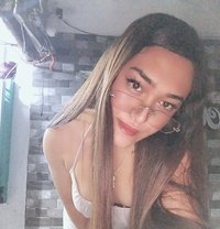 Paula - Transsexual escort in Manila