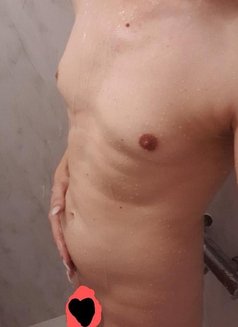 Paula Nyx - Male escort in London Photo 4 of 5