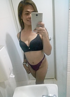 Pauleen28 - Transsexual dominatrix in Mandaluyong Photo 1 of 4
