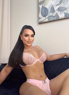 Paulina DEEP THROAT 🇨🇴 - Transsexual escort in Dubai Photo 30 of 30