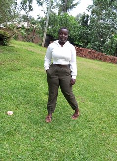 Pauline - escort in Nairobi Photo 2 of 2