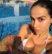 Paulinha Dbouar - Transsexual escort in Dubai