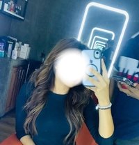 Pavi | 24 Yrs | Cute Little Gfe - escort in Dubai