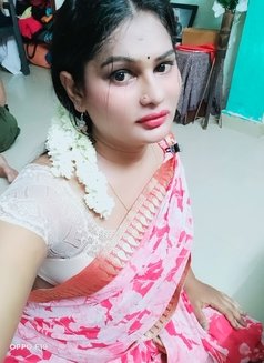 Pavi - Transsexual escort in Chennai Photo 2 of 2