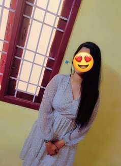 Pavi - puta in Chennai Photo 6 of 10