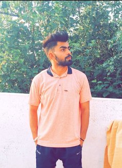 Pavi - Male escort in Chandigarh Photo 2 of 2