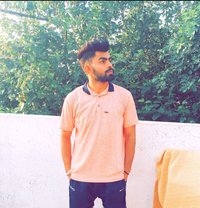 Pavi - Male escort in Chandigarh