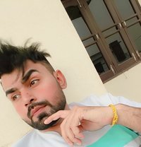 Pavi - Acompañantes masculino in Chandigarh