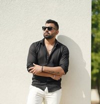Pavi - Male escort in Chandigarh