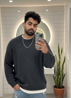 Pavi - Acompañantes masculino in Chandigarh Photo 3 of 3