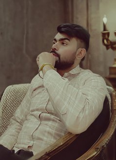 Pavi - Acompañantes masculino in New Delhi Photo 1 of 1