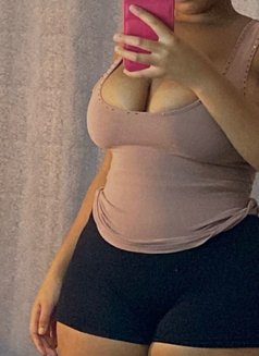 Pavithra - escort in Hyderabad Photo 1 of 4