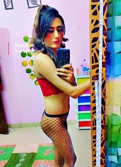 Pavitra - Transsexual escort in New Delhi Photo 19 of 20