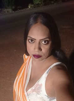Pavitra Shemale - Acompañantes transexual in Bangalore Photo 2 of 3