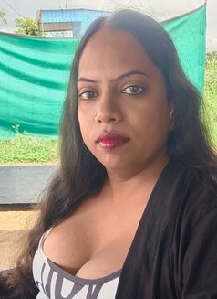 Pavitra Shemale - Acompañantes transexual in Bangalore Photo 3 of 3