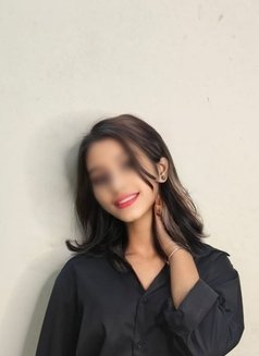 Pay 2 Hours 6k Ful Night 12k Genuine Sex - puta in Bangalore Photo 4 of 4