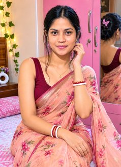 Pay Cash to Girl Directly 100% Genuine E - escort in Bangalore Photo 2 of 4