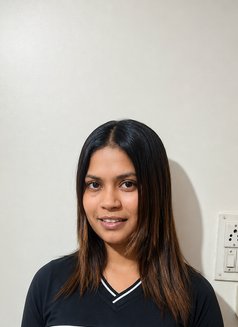 Pay Cash to Girl Directly 100% Genuine E - escort in Bangalore Photo 4 of 4