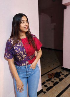 Pay Cash When You Met Her - puta in Hyderabad Photo 4 of 5