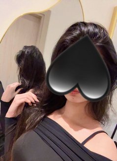 Payal 22y, white-queen - puta in Dubai Photo 10 of 10