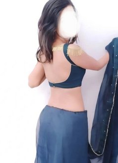 Payal bhabhi only hotel meeting 🤝 - escort in Ahmedabad Photo 4 of 4