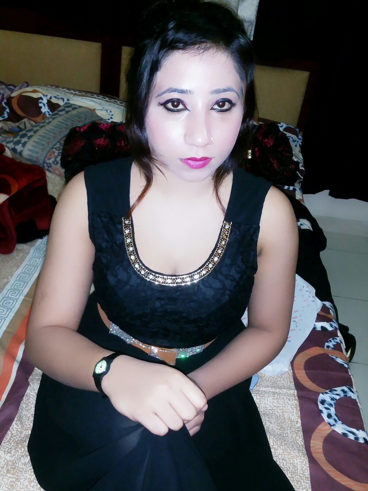 Payal Busty Girl Indian Escort In Dubai