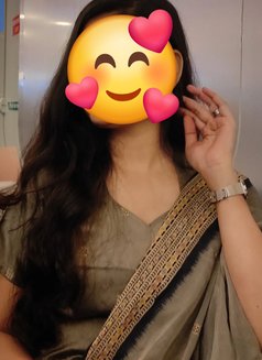 Payal Cam and Real Meet - escort in Hyderabad Photo 1 of 4