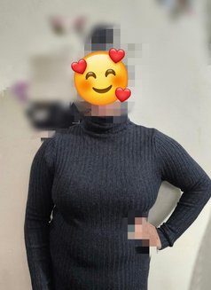 Payal cam show & real meet - escort in Bangalore Photo 1 of 4