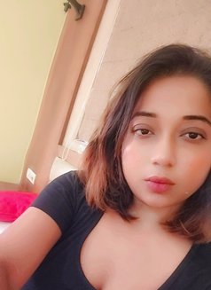 Cash payment meet and cam - escort in Kolkata Photo 1 of 1