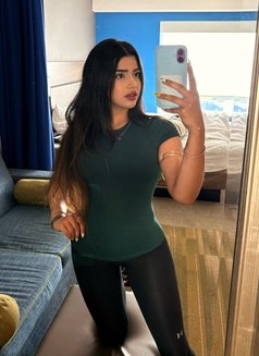 Payal - escort in Abu Dhabi Photo 3 of 4