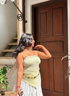 Payal - escort in Colombo Photo 2 of 3