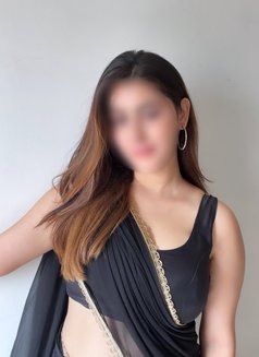Payal - puta in Gangtok Photo 2 of 4