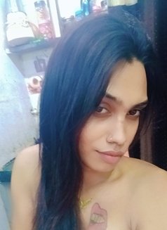 Payal - Transsexual escort in Mumbai Photo 1 of 2