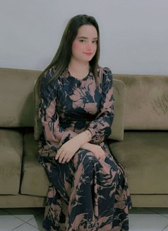 Payal Indian Model - puta in Abu Dhabi Photo 1 of 3