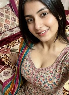 Payal - puta in Hyderabad Photo 2 of 2