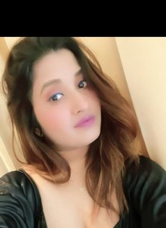 Payal Kapoor - puta in Jaipur Photo 1 of 1