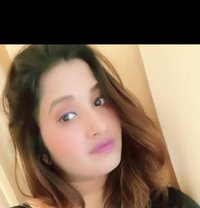 Payal Kapoor - puta in Jaipur Photo 1 of 1