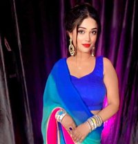 Payal Kapoor - puta in Jaipur