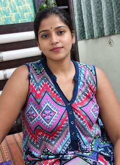VIP ESCORT SERVICE INCALL OUTCALL - puta in Chennai Photo 2 of 5