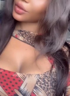 Peace - escort in Cairo Photo 3 of 3