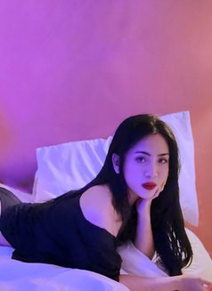 Peachy - Acompañantes transexual in Manila Photo 1 of 5