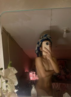 Peachy - Transsexual escort in Manila Photo 11 of 30