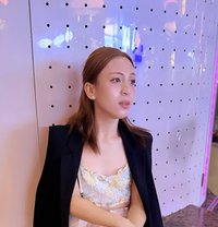 Peachy - Transsexual escort in Manila
