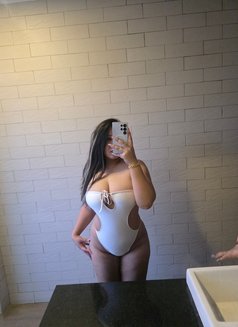 Peak thick girl - puta in Okinawa Island Photo 10 of 12