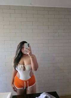 Peak thick girl - puta in Okinawa Island Photo 12 of 12